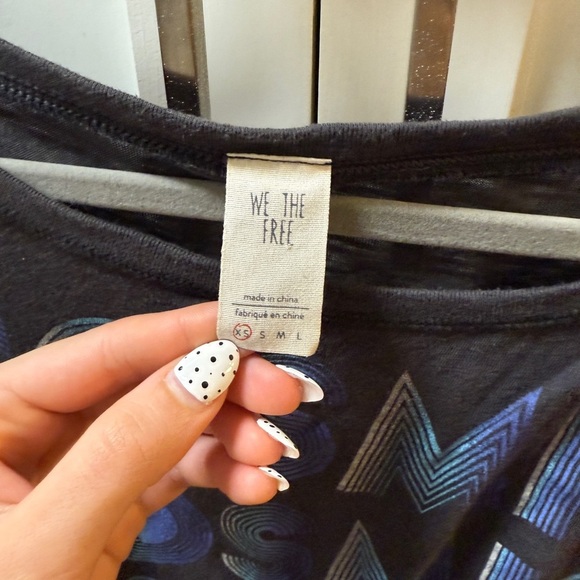 FREE PEOPLE Cosmic Gray T-Shirt Graphic Short Sleeve Tee Asymmetrical Sz XS - Picture 4 of 6